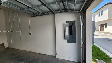 8119 NW 42nd Street Doral FL 33166