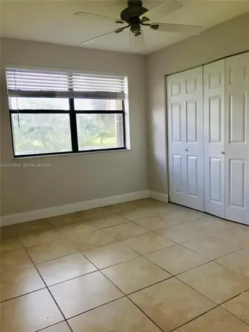565 NW 100th Place Pembroke Pines FL 33024