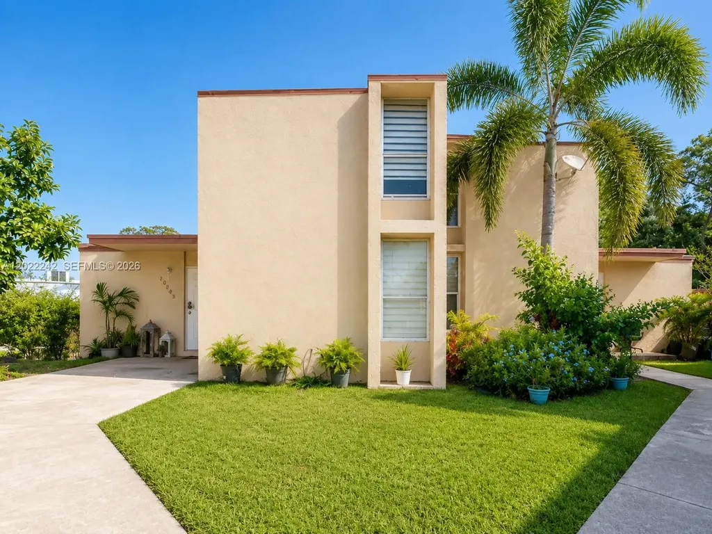 20033 SW 123rd Drive Miami FL 33177