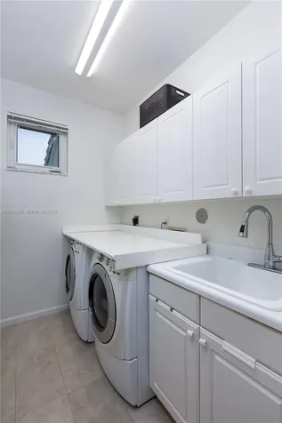 2517 Hunters Run Way Weston FL 33327