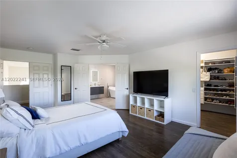 2517 Hunters Run Way Weston FL 33327