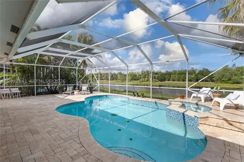 2517 Hunters Run Way Weston FL 33327