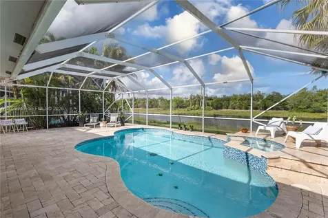 2517 Hunters Run Way Weston FL 33327