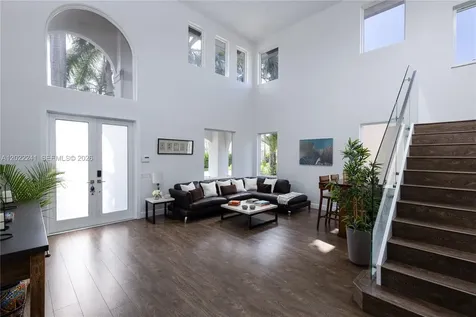 2517 Hunters Run Way Weston FL 33327
