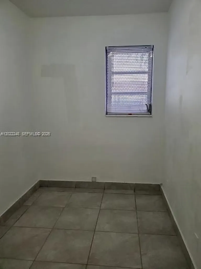 6151 Washington Street Hollywood FL 33023