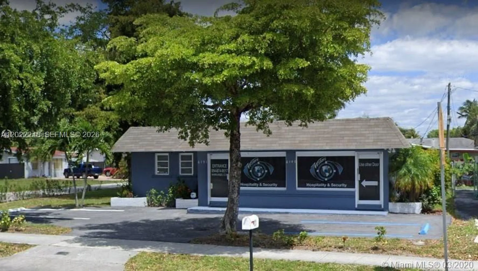 6151 Washington Street Hollywood FL 33023
