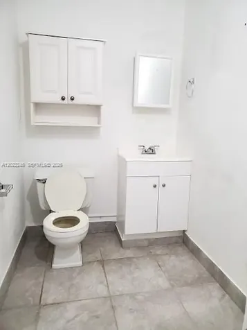 6151 Washington Street Hollywood FL 33023