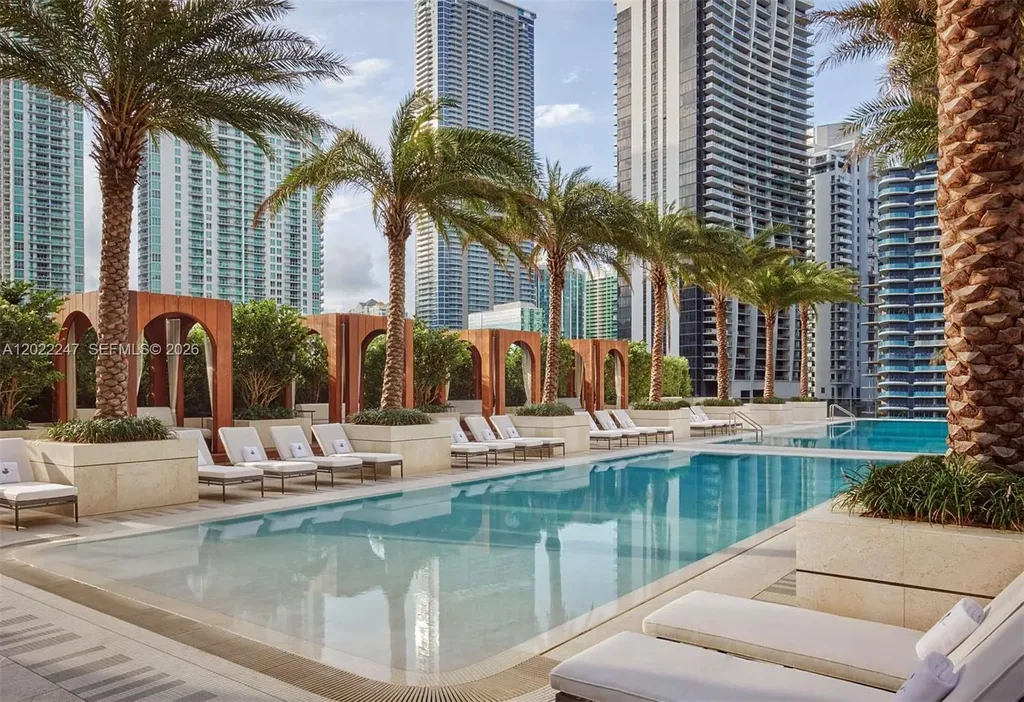 801 S Miami Avenue Miami FL 33130