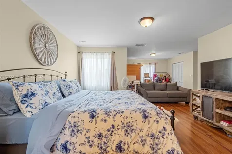 15530 SW 59th Street Miami FL 33193
