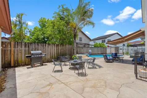 15530 SW 59th Street Miami FL 33193