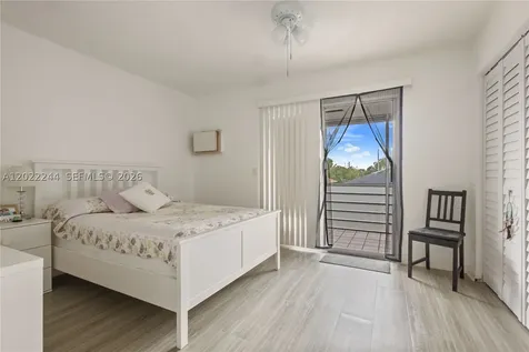 75 Ventnor D Deerfield Beach FL 33442