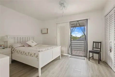 75 Ventnor D Deerfield Beach FL 33442