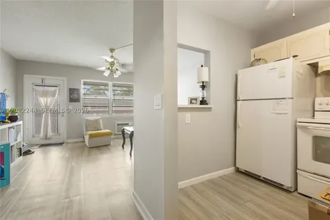 75 Ventnor D Deerfield Beach FL 33442