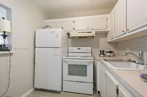 75 Ventnor D Deerfield Beach FL 33442