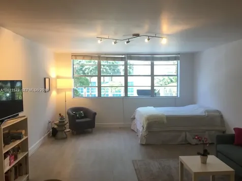 999 Brickell Bay Drive Miami FL 33131
