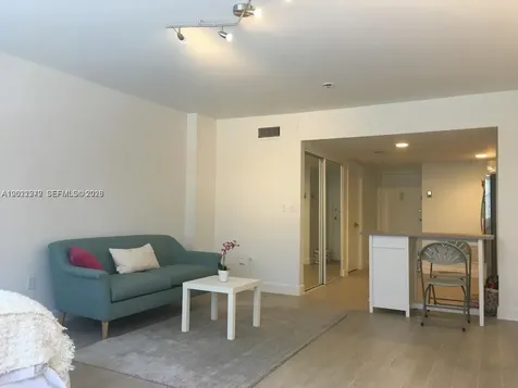 999 Brickell Bay Drive Miami FL 33131