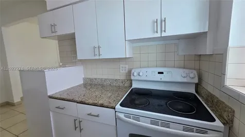 7629 Dickens Avenue Miami Beach FL 33141