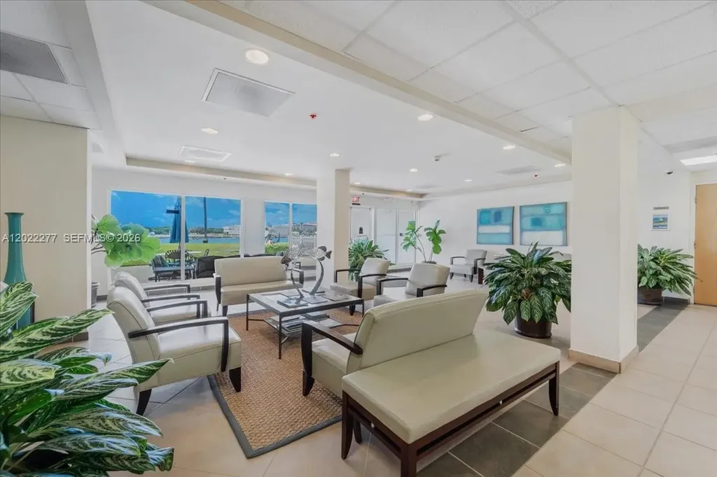 2100 S Ocean Drive Fort Lauderdale FL 33316