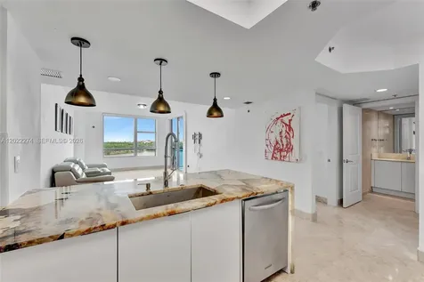 2641 N Flamingo Road Sunrise FL 33323