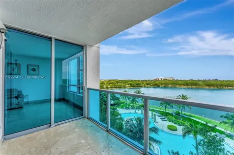 2641 N Flamingo Road Sunrise FL 33323