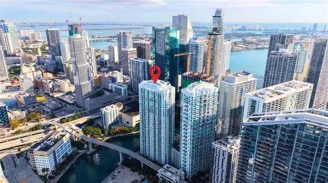 31 SE 5th Street Miami FL 33131