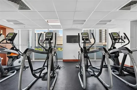 31 SE 5th Street Miami FL 33131