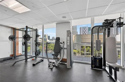31 SE 5th Street Miami FL 33131