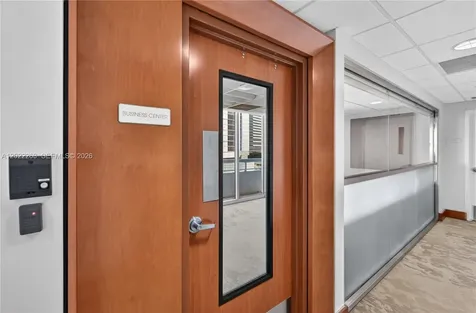31 SE 5th Street Miami FL 33131