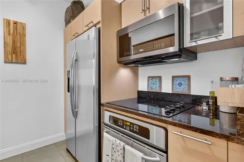 31 SE 5th Street Miami FL 33131