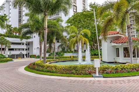 3610 Yacht Club Drive Aventura FL 33180