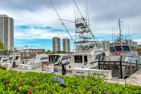 3610 Yacht Club Drive Aventura FL 33180