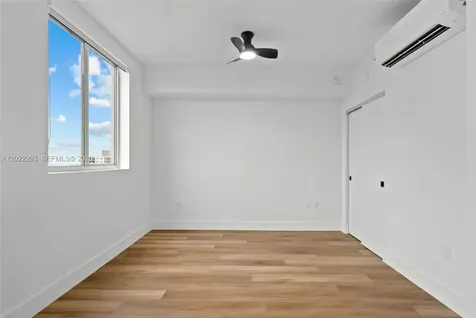 650 SW 1st Street Miami FL 33130