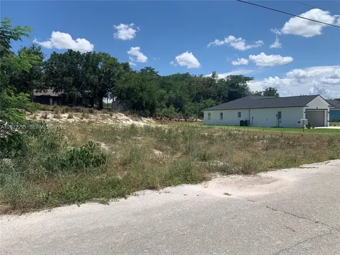 116 Clinton Avenue Lake Placid FL 33852