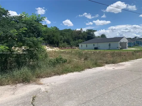 116 Clinton Avenue Lake Placid FL 33852
