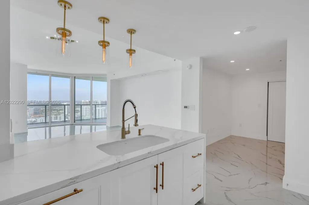 1900 N Bayshore Drive Miami FL 33132