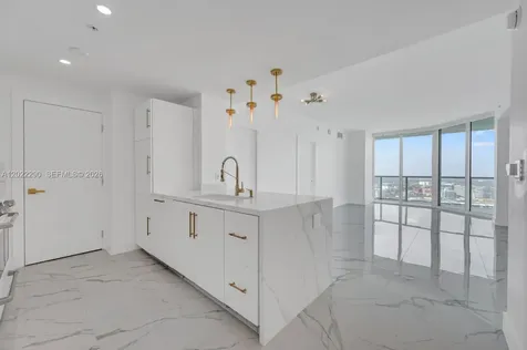 1900 N Bayshore Drive Miami FL 33132