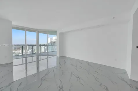 1900 N Bayshore Drive Miami FL 33132