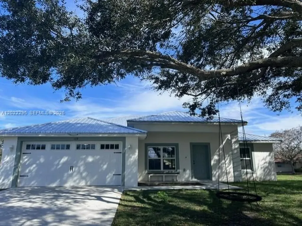 109 Vale Creek Sebring FL 33876