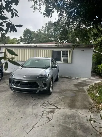 Miami FL 33142