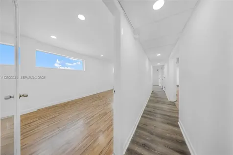 7550 W 2nd Court Hialeah FL 33014
