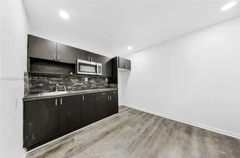 7550 W 2nd Court Hialeah FL 33014