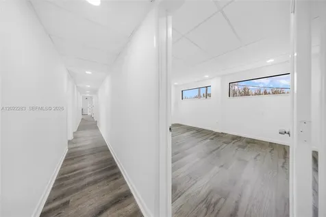 7550 W 2nd Court Hialeah FL 33014