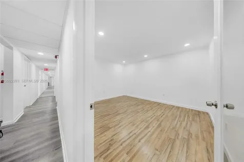 7550 W 2nd Court Hialeah FL 33014