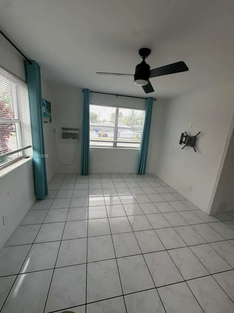 3210 Canal Drive Pompano Beach FL 33062