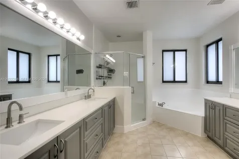 18355 NW 89th Avenue Hialeah FL 33018