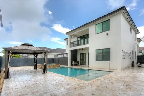 18355 NW 89th Avenue Hialeah FL 33018