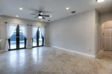 18355 NW 89th Avenue Hialeah FL 33018
