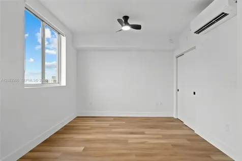 650 SW 1st Street Miami FL 33130