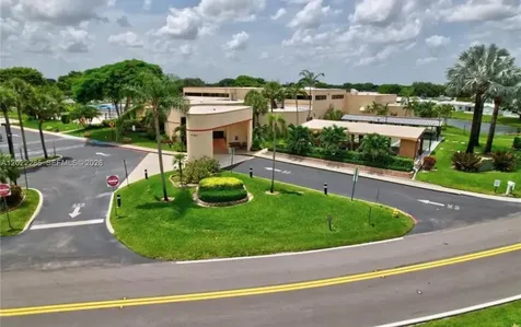 1140 NW 85th Avenue Plantation FL 33322