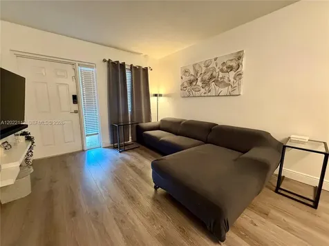 22841 SW 88th Place Cutler Bay FL 33190